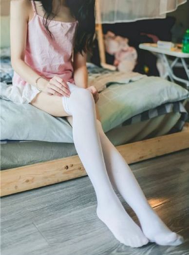 胸模王明明的私房写真照_1080完整视频观看