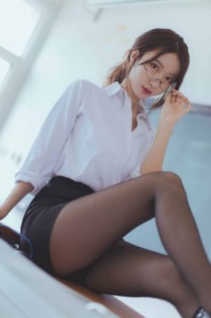 网友偷拍日韩精品_老版国语字幕